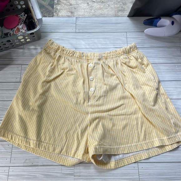 New York Style Yellow Checkered women’s Shorts size large - Picture 1 of 5